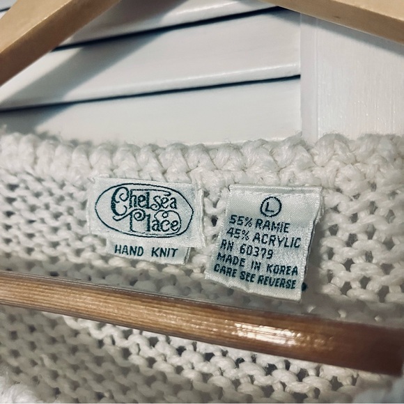 Vintage 80’s Sweater - Picture 2 of 7